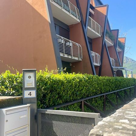 B&B Resilienza - Camera Privata Con Bagno Lecco Extérieur photo