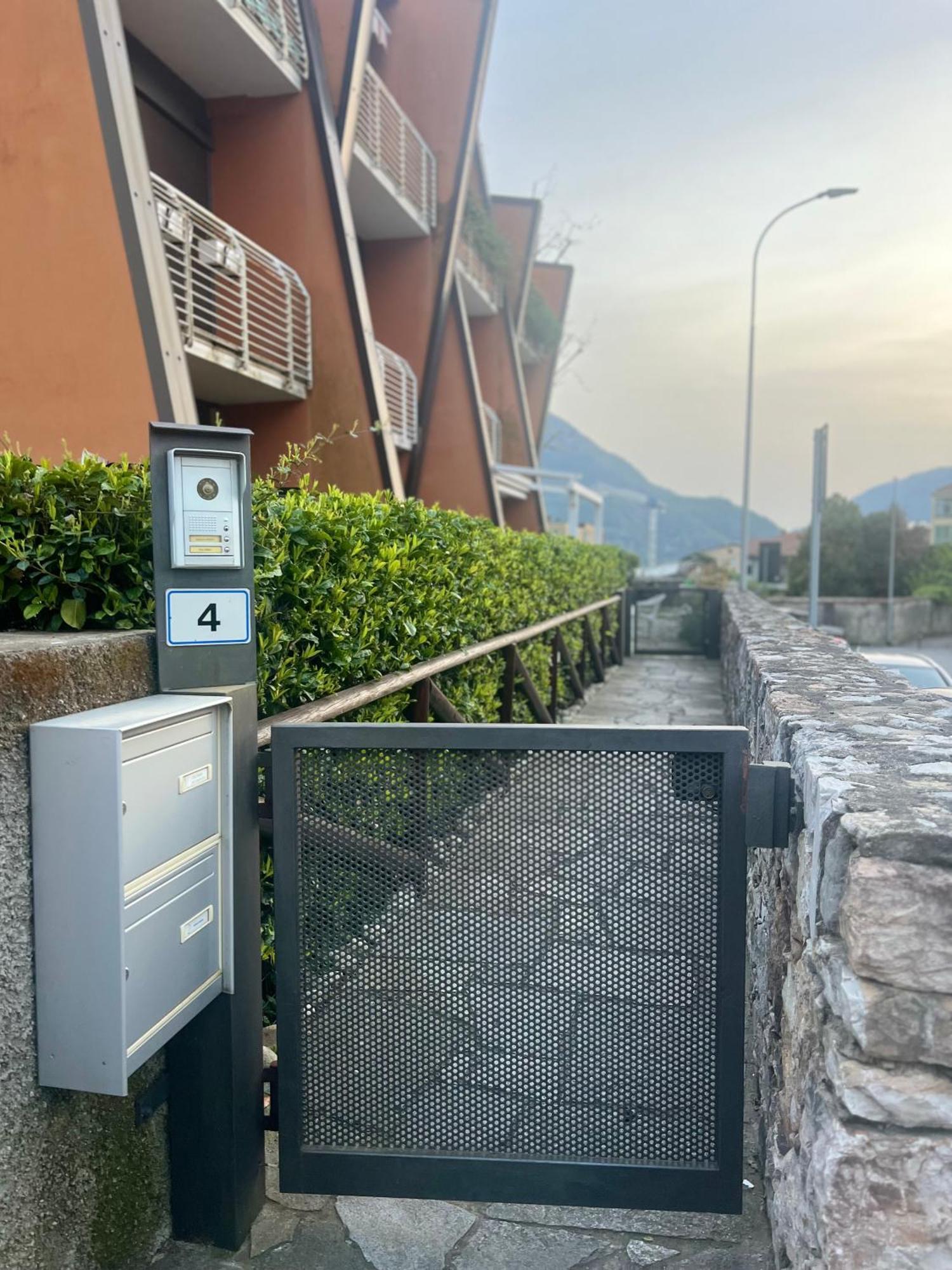 B&B Resilienza - Camera Privata Con Bagno Lecco Extérieur photo